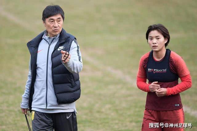 比利时与法国对决首发阵容揭晓